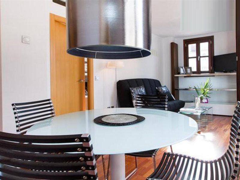 Happy Apartments Valencia Bagian luar foto