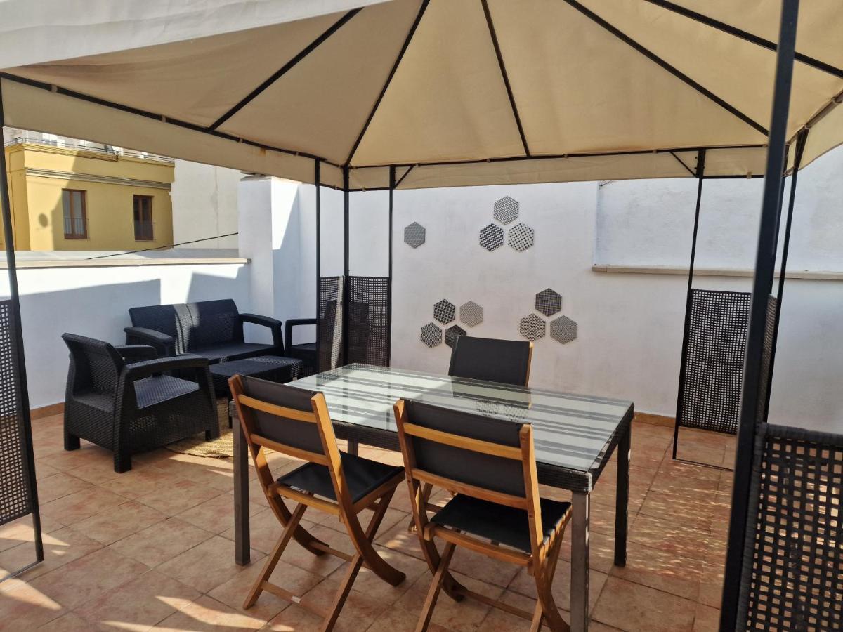 Happy Apartments Valencia Bagian luar foto